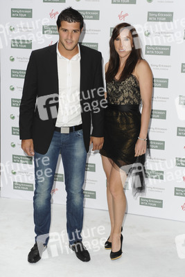 Jelena Jankovic mit Begleitung
