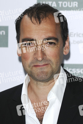 Alistair McGowan