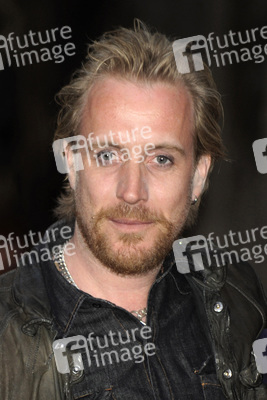 Rhys Ifans