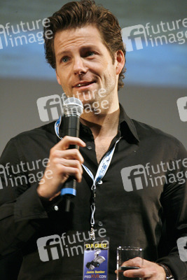 Jamie Bamber