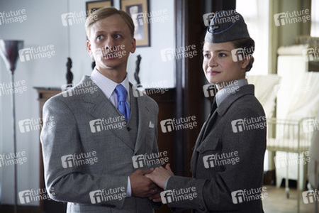 Ivan Barnev, Julia Jentsch