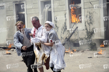 Ivan Barnev, Julia Jentsch