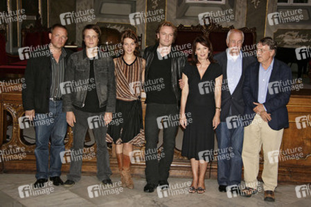 Justus von Dohnányi, August Diehl, Jessica Schwarz, Mark Waschke, Iris Berben, Armin Mueller-Stahl, Heinrich Breloer