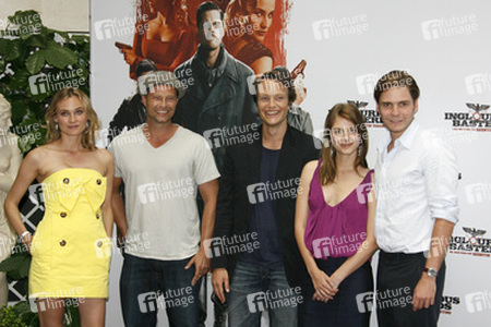 Diane Kruger, Til Schweiger, August Diehl, Mélanie Laurent, Daniel Brühl