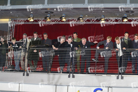 Peter Jackson, Dominic Monaghan, Barie Osborne, Richard Taylor, Howard Shore, Ian McKellen, Sean Aastin, Viggo Mortensen, Bernard Hill, Billy Boyd, David Wenham, Karl Urban, John Noble