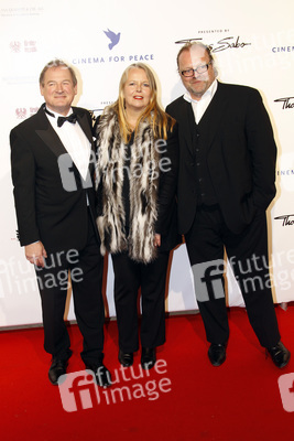 Burghard Klaußner mit Begleitung, Stefan Arndt