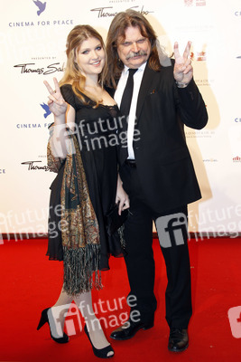 Leslie Mandoki mit Begleitung