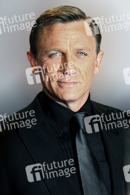 Daniel Craig