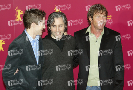 Topher Grace, Paul Weitz, Dennis Quaid
