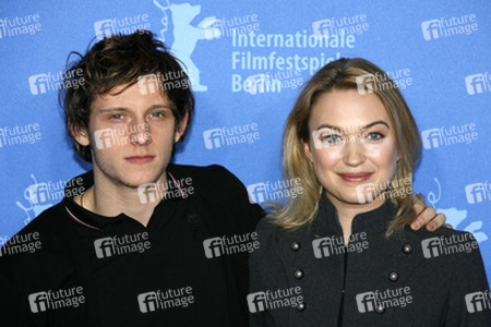 Jamie Bell, Sophia Myles