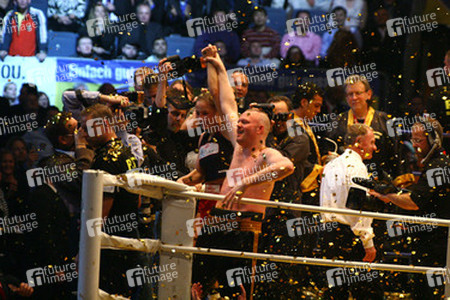 Regina Halmich, Stefan Raab