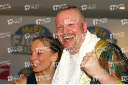 Regina Halmich, Stefan Raab