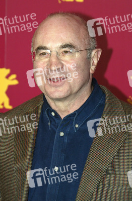 Bob Hoskins