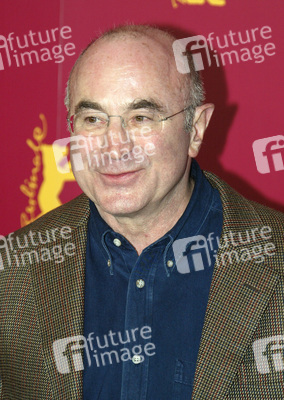 Bob Hoskins