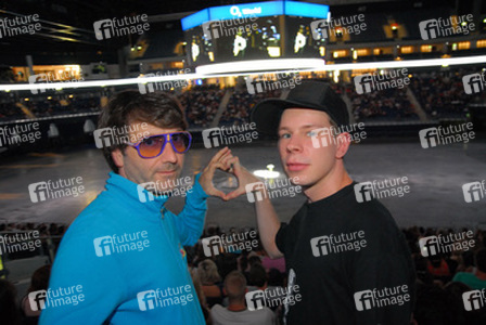 DJ Divinity, DJ Pascha