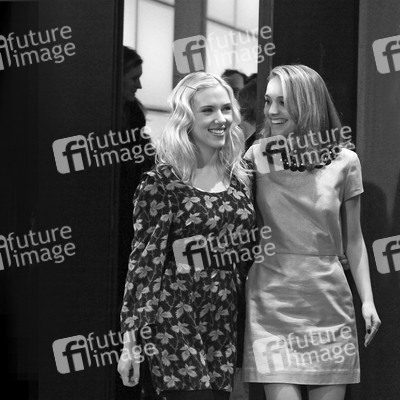 Scarlett Johansson, Natalie Portman