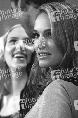 Scarlett Johansson, Natalie Portman