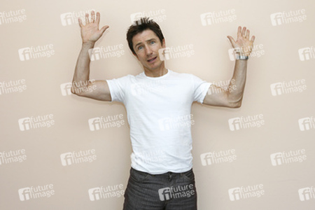 Dominic Keating