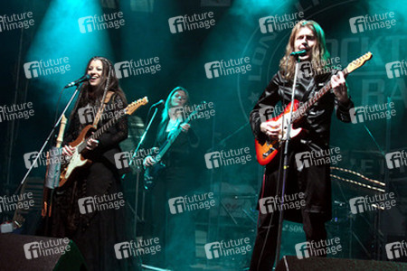 John Kelly, Maite Itoiz