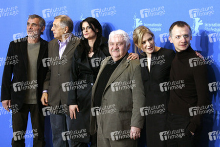 Oldrich Kaiser, Zusana Fialova; Jirí Menzel, Marian Labuda, Julia Jentsch, Ivan Barnev