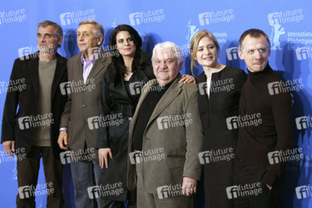 Oldrich Kaiser, Zusana Fialova; Jirí Menzel, Marian Labuda, Julia Jentsch, Ivan Barnev