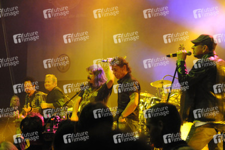 Leslie Mandoki mit seinen Man Doki Soulmates