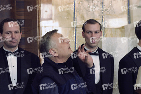 Jirí Menzel mit Schauspielerin