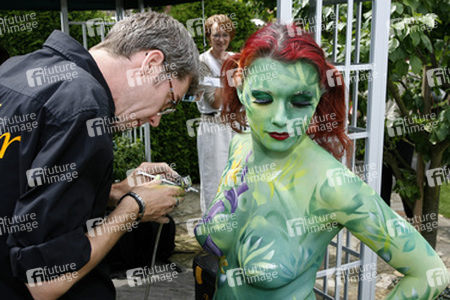 Jörg Düsterwald mit Model Nadine