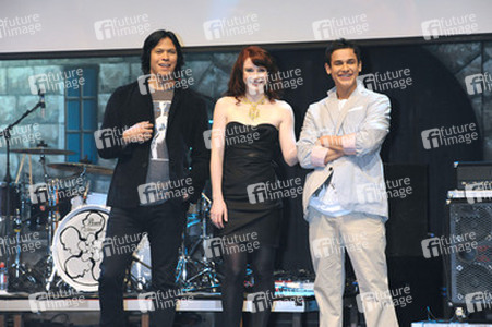 Chaske Spencer, Bryce Dallas Howard, Bronson Pelletier