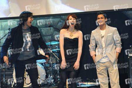 Chaske Spencer, Bryce Dallas Howard, Bronson Pelletier