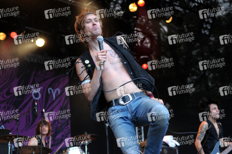 Ludwig Dahlberg, Dennis Lyxzén, Inge Johansson (The international Noise Conspiracy)