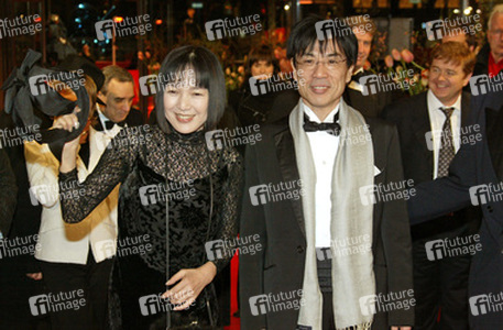 Kaori Momoi, Issey Ogata