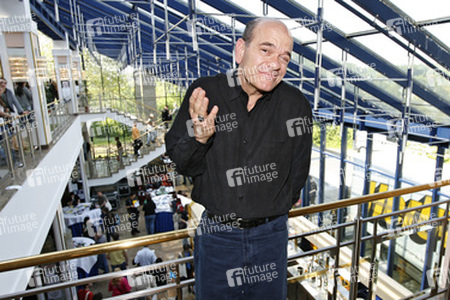 Robert Picardo