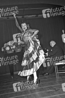 Ethel Reschke, Rudolf Nelson