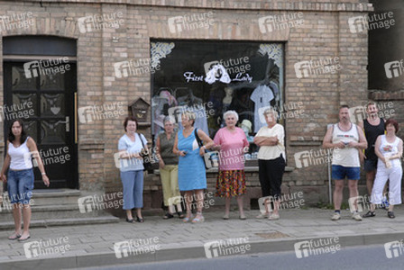 Schaulustige am Filmset