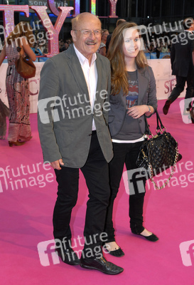 Volker Schlöndorff mit Begleitung