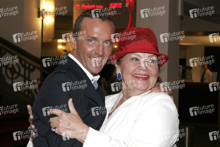 Hubertus Regout, Ulla Klingbeil