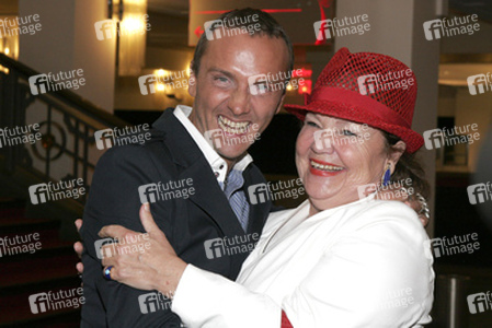 Hubertus Regout, Ulla Klingbeil