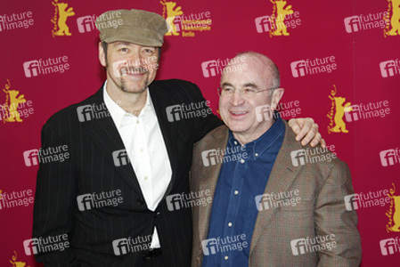 Kevin Spacey, Bob Hoskins