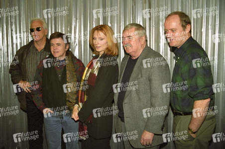 J.G. Hertzler, Walter Koenig, Gates McFadden, James Doohan, Robert O'Reilly