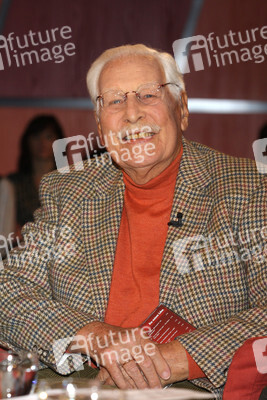 Friedrich Schoenfelder