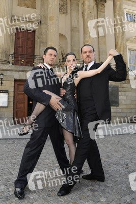 Esteban Domenichini, Gabriela Amalfitani, Oscar Martinez Pey