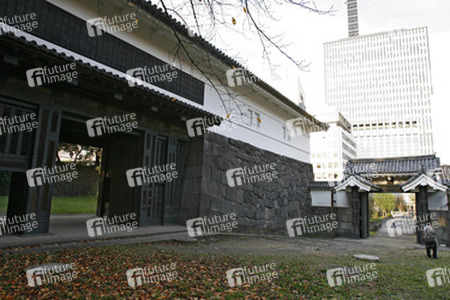 Shimizumon Tor in den Kaiserlichen Gärten