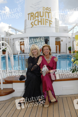 Patricia Riekel, Marie Waldburg