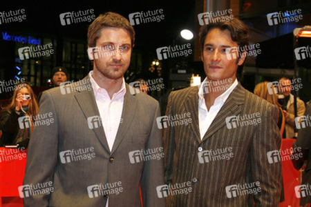 Gerard Butler, Rodrigo Santoro