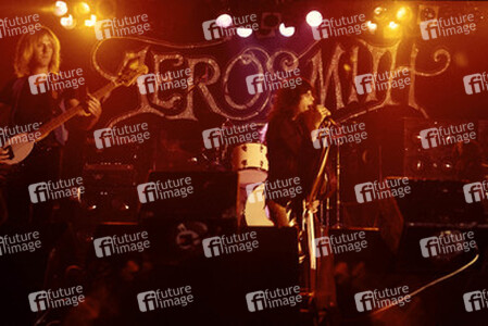 Tom Hamilton, Steven Tyler