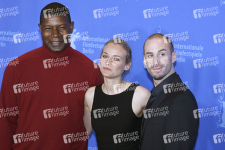 Dennis Haysbert, Diane Kruger, Joseph Fiennes