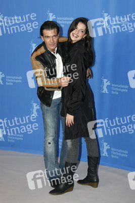 Antonio Banderas, Maria Ruiz