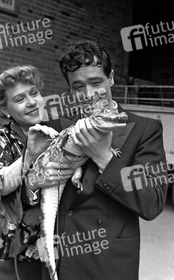 Fita Benkhoff, Peter Mosbacher