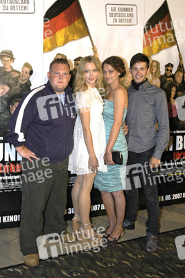 Axel Stein, Maren Scheel, Oona Devi Liebich, Franz Dinda